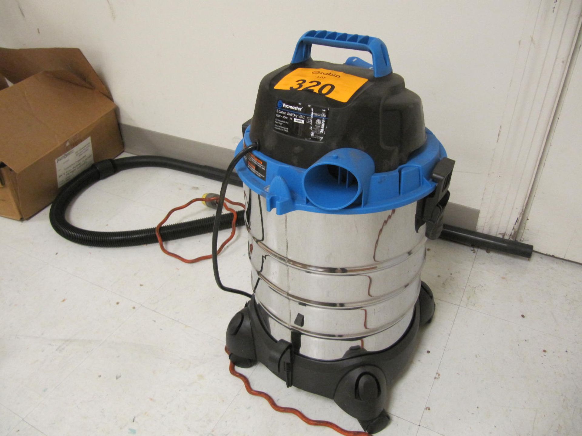 Vacuums - Image 2 of 2