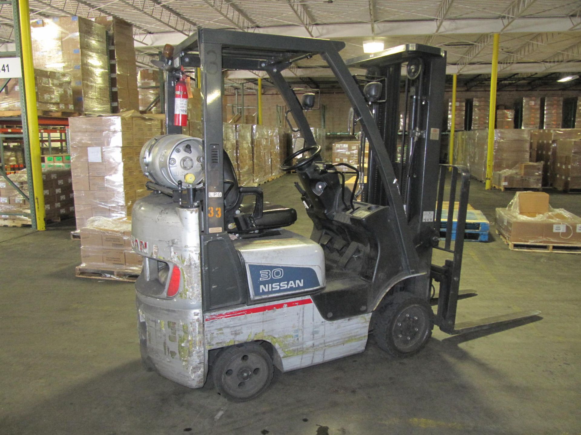 Forklift - Image 2 of 3