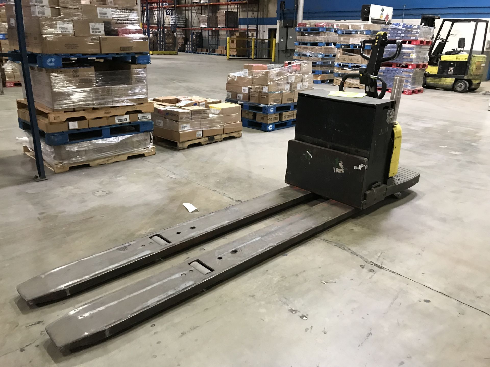 Electric Pallet Jack - Image 2 of 4