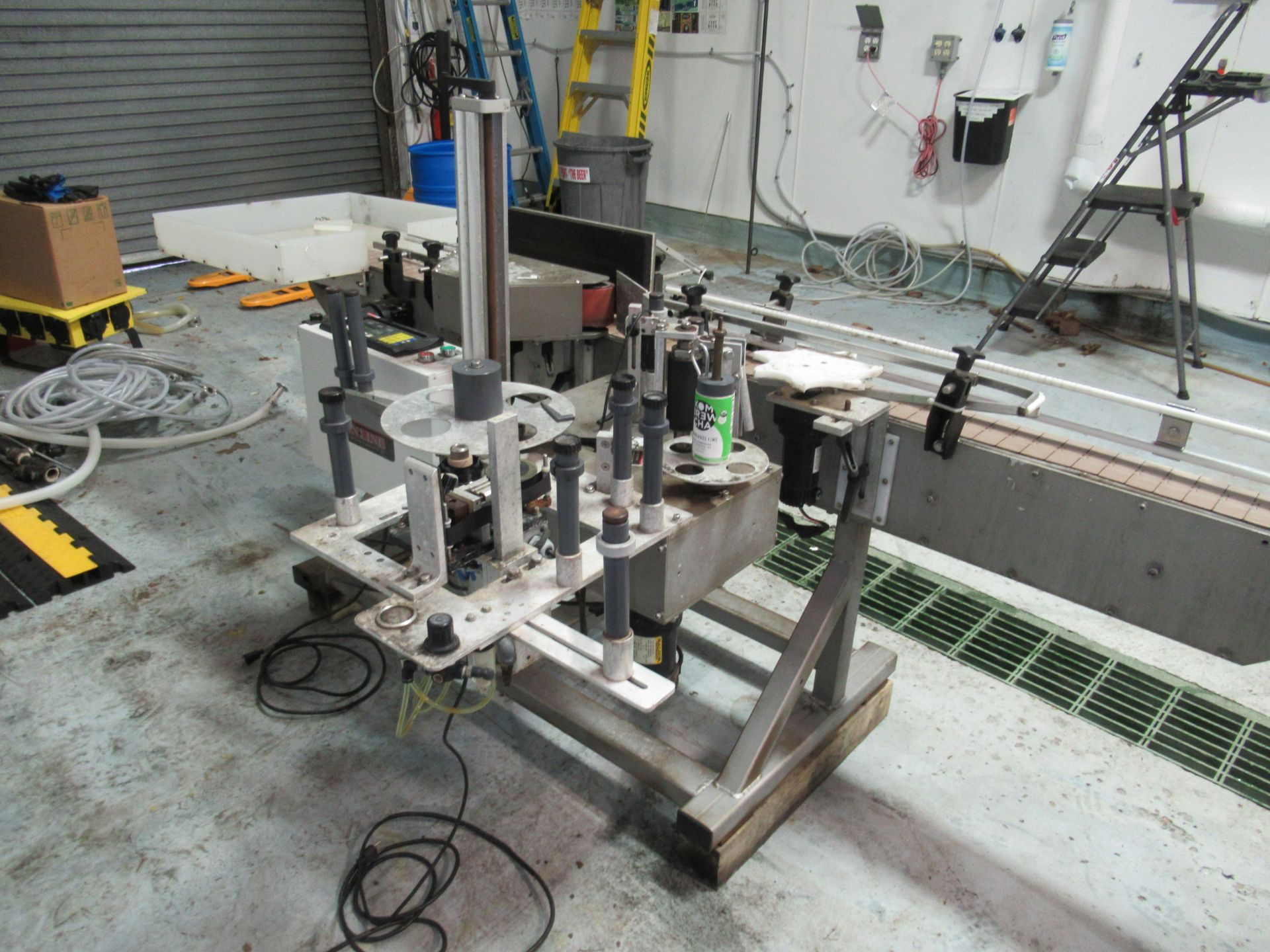 In-Line model 1000 pressure labeler