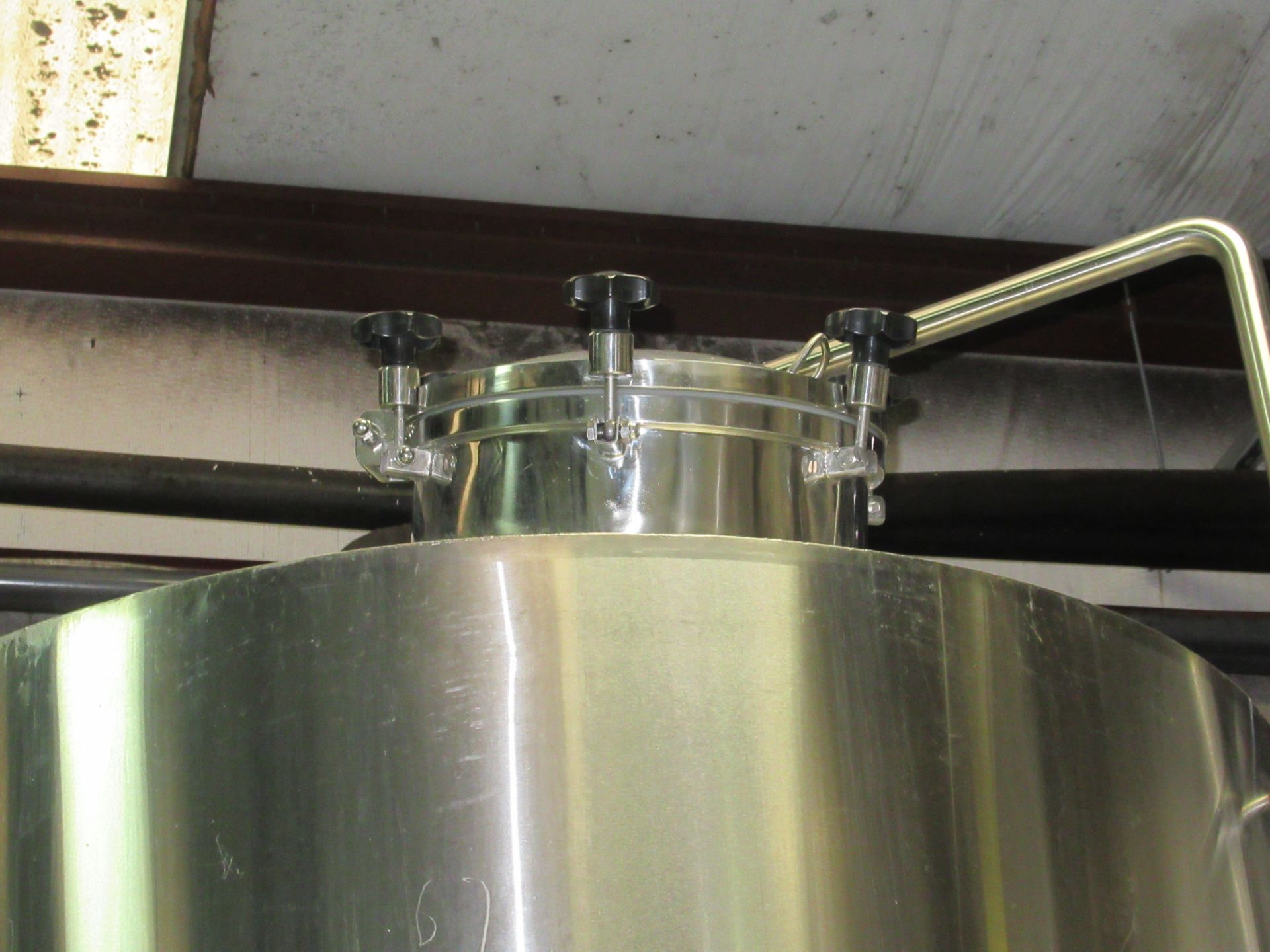 Tigpro 30 BBL Stainless Steel jacketed Brite beer tank - Image 3 of 9