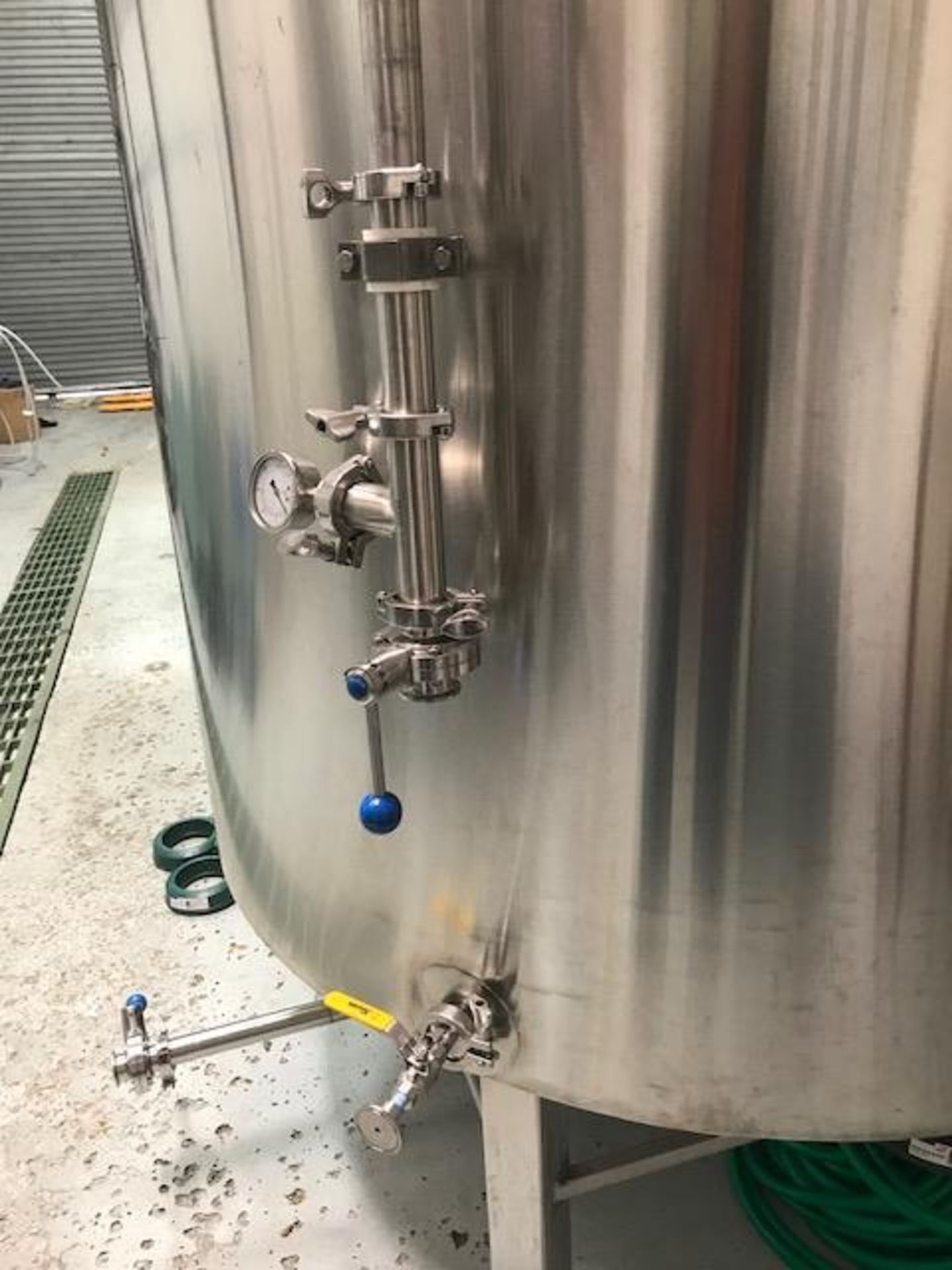 Tigpro 30 BBL Stainless Steel jacketed Brite beer tank - Image 6 of 9