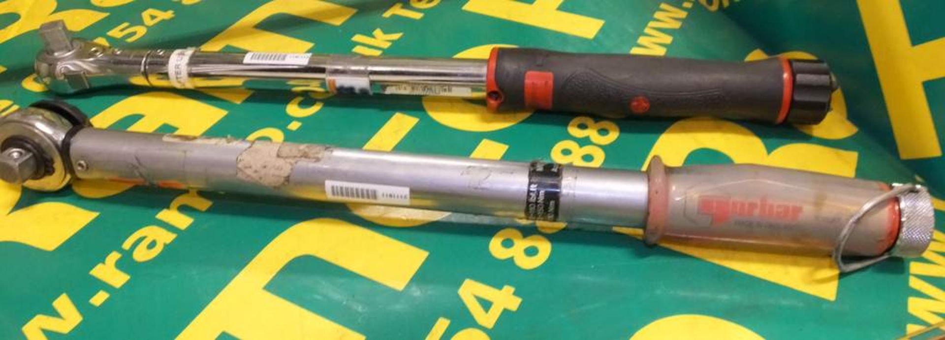 4x 1L thermos bottle & 2x Norbar torque wrench - Image 2 of 4