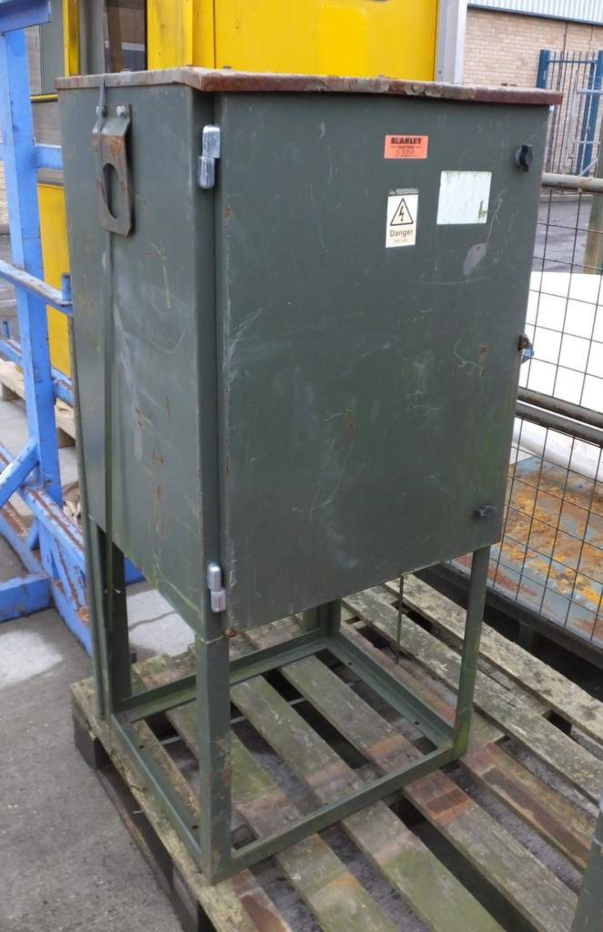 Lewden UCU 415v power distribution box
