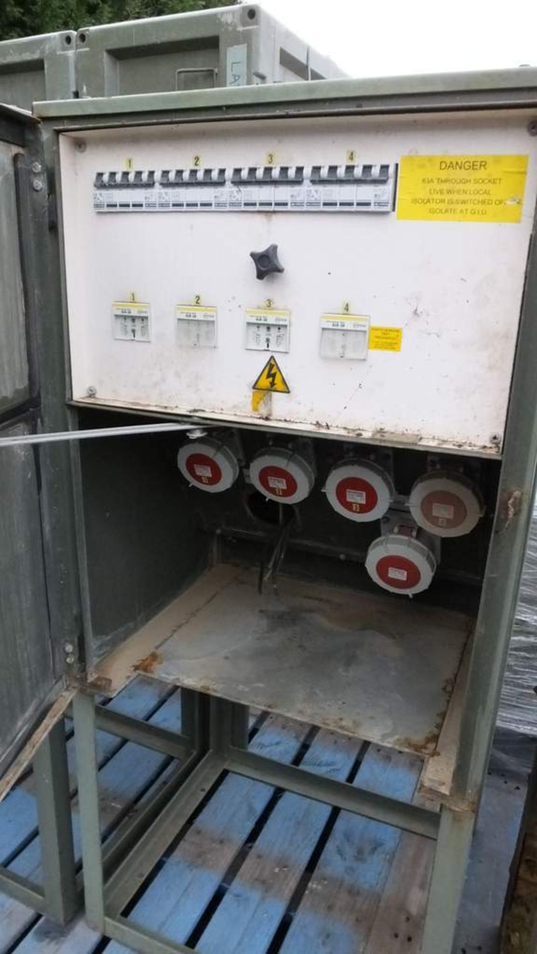 Lewden UCU 415v power distribution boxes - Image 2 of 4