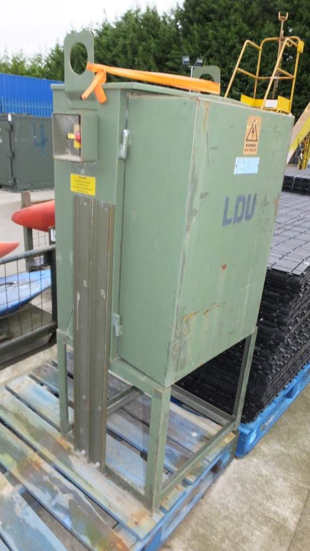 Lewden LDU 400v distribution box - Image 2 of 2