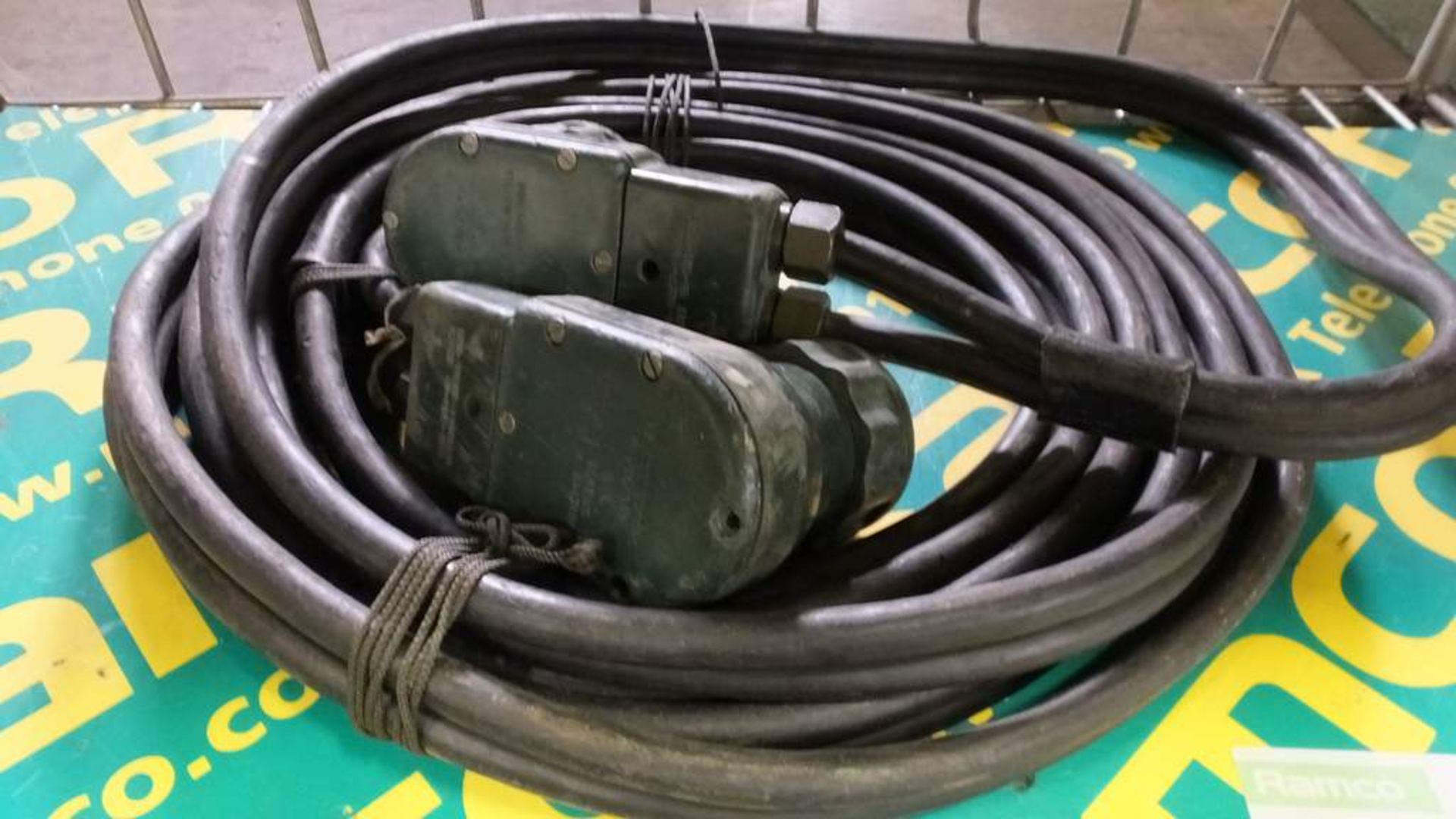 AB connector cable - Torque 6