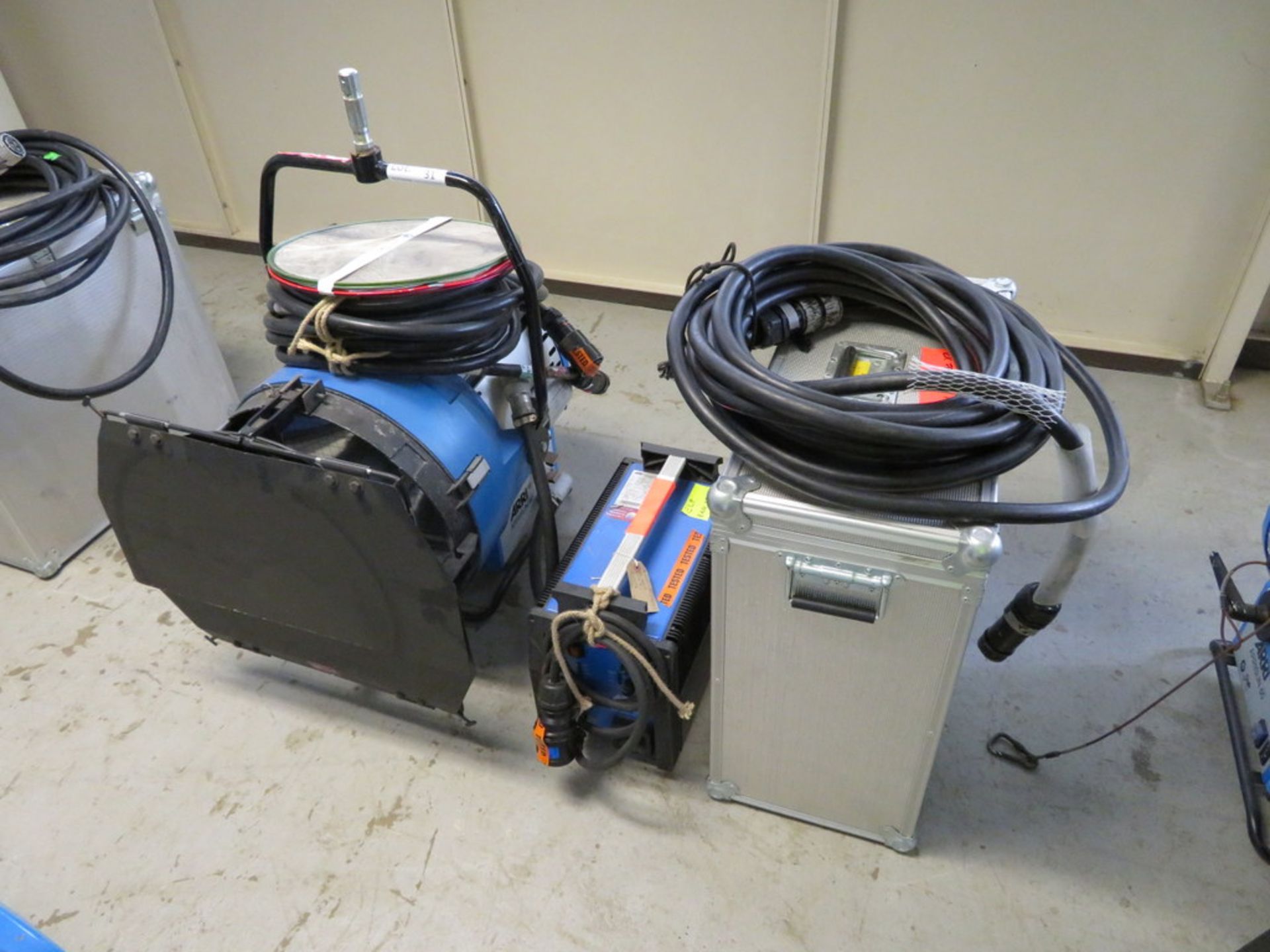 1 x Arrisun 6Kw MSR PAR Kit c/w electronic ballast, header cable, lenses & scrims