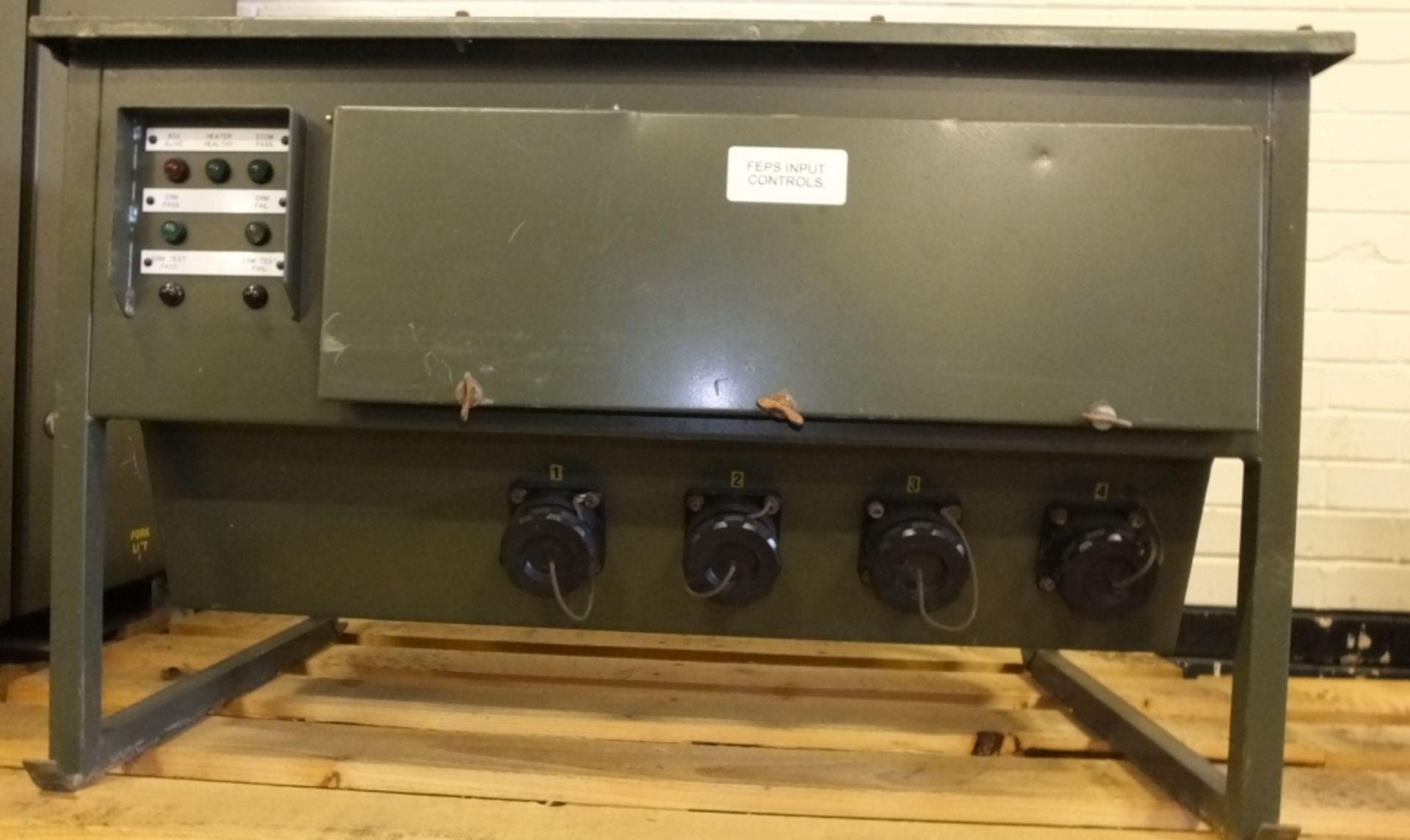 Blakley Electrics - Type FEPS GIU power distribution unit - 400 V - 50 A - 3 ph - 50 hz - Image 2 of 5