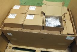 Scott Health & Safety Ltd Buckle sets NSN 5340-99-968-8715 - 10x packets per box - 50 boxe
