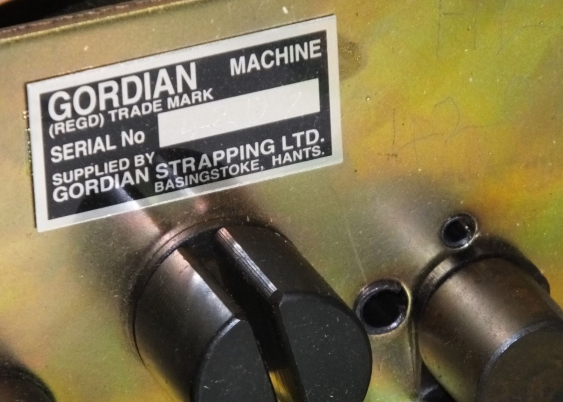 Gordian pallet strapping machine - Image 3 of 4