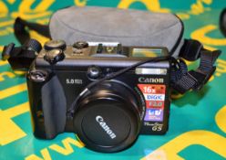 Canon PC 1049 5 Mega Pixel Camera