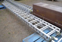 Double Extension Ladder 6.15m Unextended