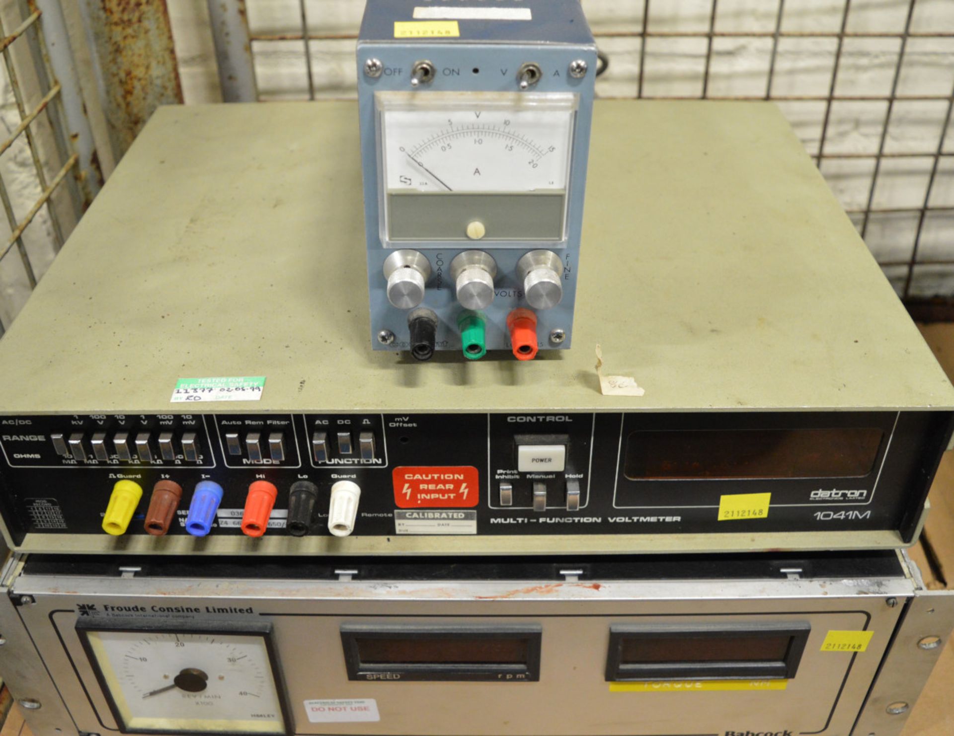 Oscilloscope 564B. Voltmeter, Rev Counter, Temperature Sensor, Power Supply - Image 2 of 4