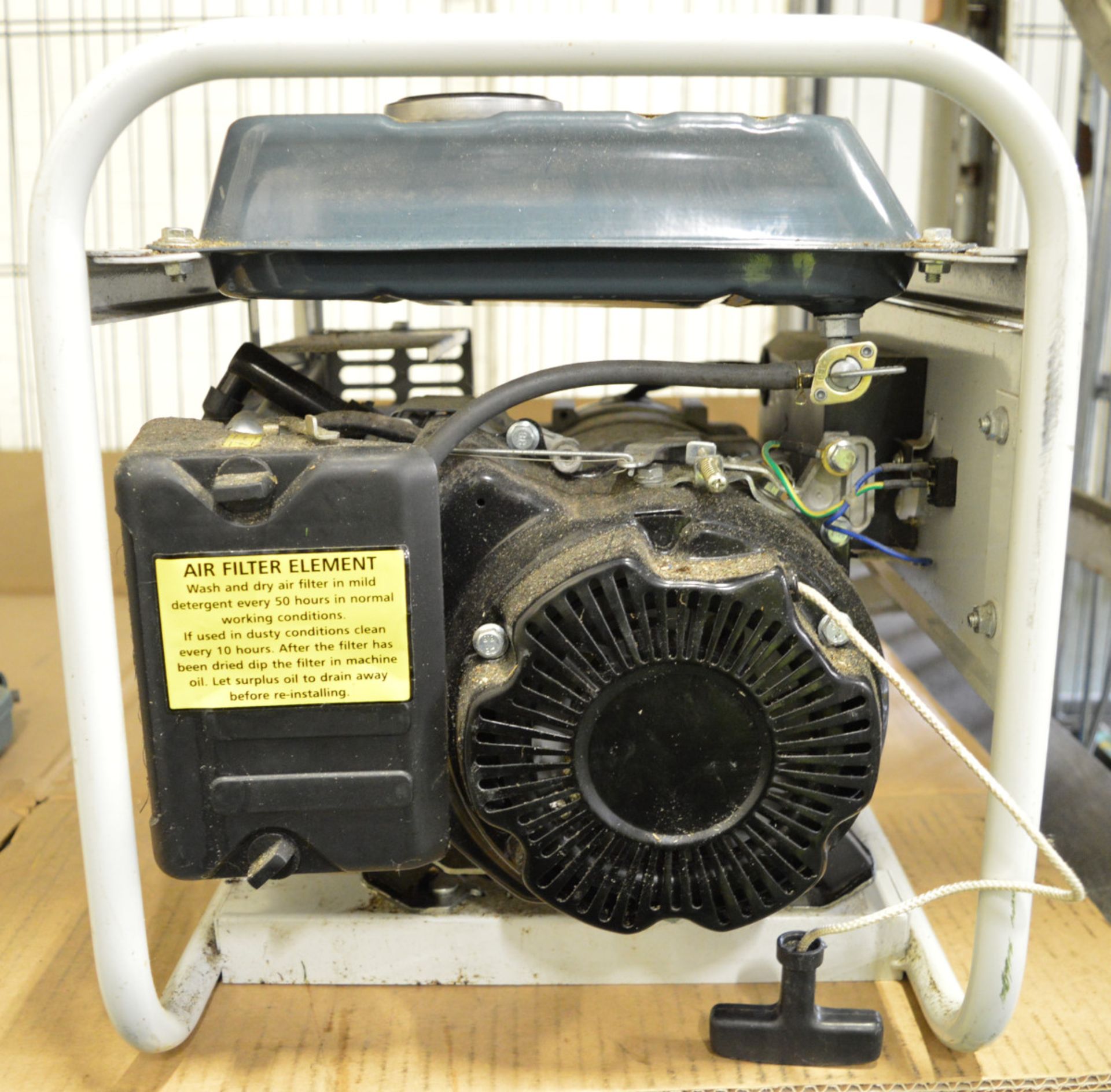 Petrol Generator 2.2HP 230V 50Hz 1.0kW - Image 3 of 5