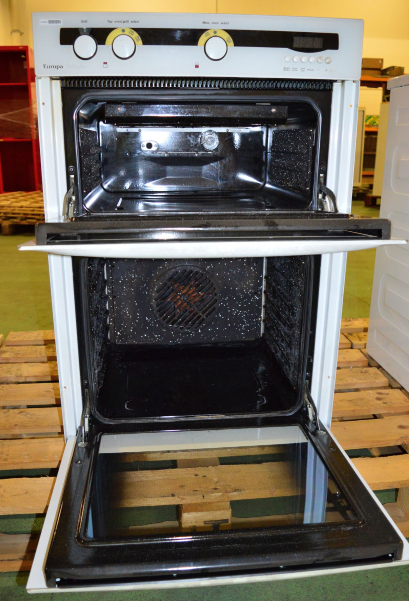 Europa Solarplus Double Oven. No Shelves Or Grillpan. - Image 2 of 2