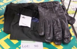 1 x Medium Waist / Short Leg Waterproof Trousers & 1 x Kevlar Leather Gloves