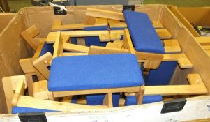 30 x Kneelboards - loading fee of £5+VAT for this item