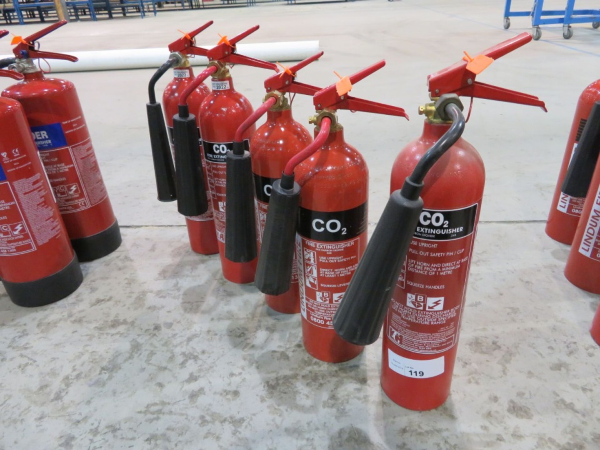 5x CO2 Fire extinguisher