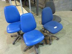 4x Operators chairs