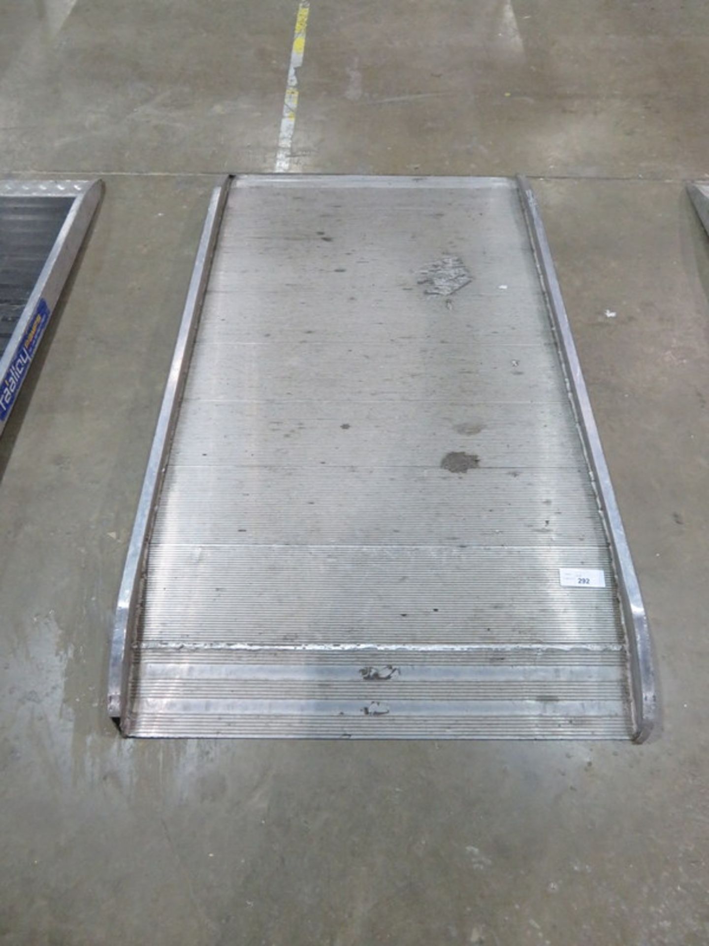 Raalloy alluminium vehicle loading ramps - Overall 1800 x 1000mm (LxW) Internal - 945mm Wi