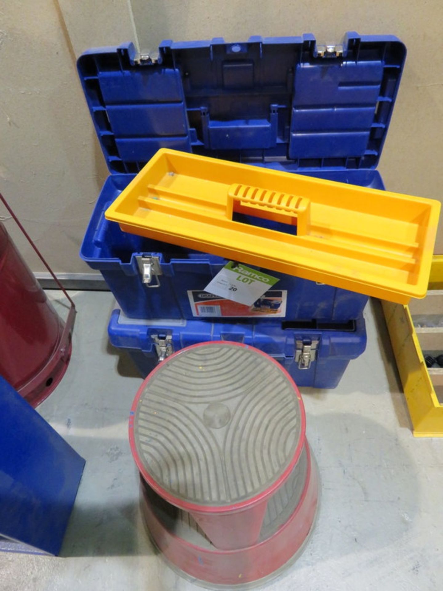 2x Draper plastic tool box & platform step - Image 2 of 2