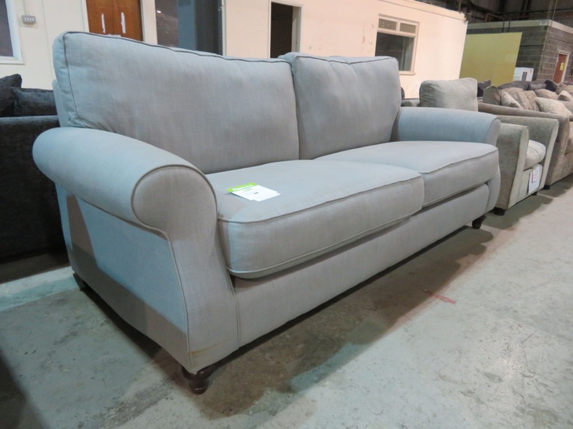 3 Seater grey sofa. Ex Display - 2250 x 940mm (LxD) - Bild 2 aus 3