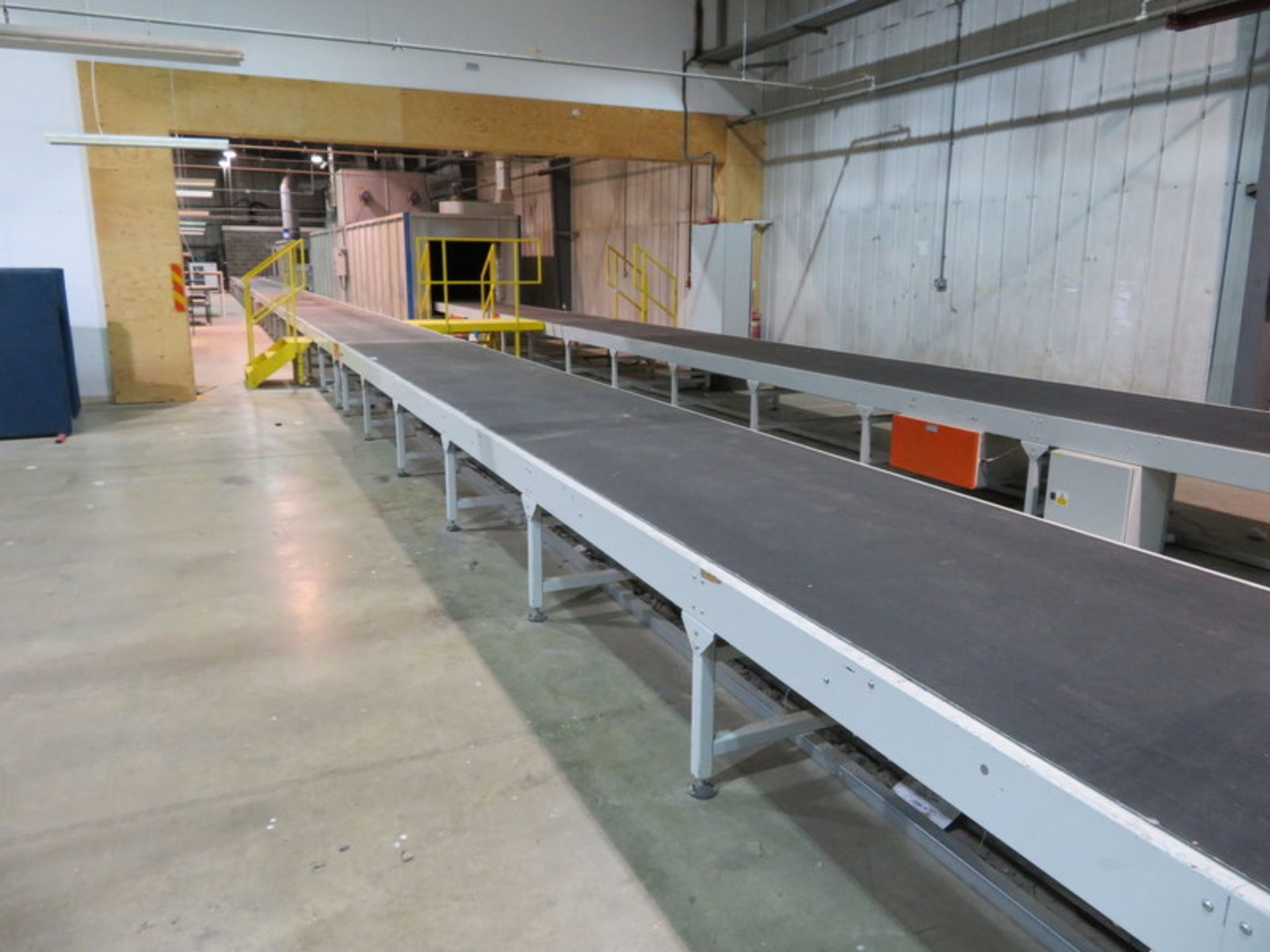 Portec open ended conveyour belt system - Belt width 1.2m (1.3m total width) 0.75m high - - Image 4 of 14