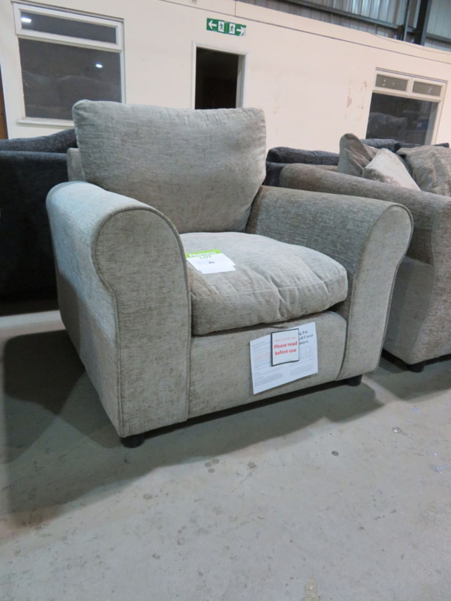 Single beige chair. Ex Display - 930 x 850mm (LxD) - Image 2 of 3