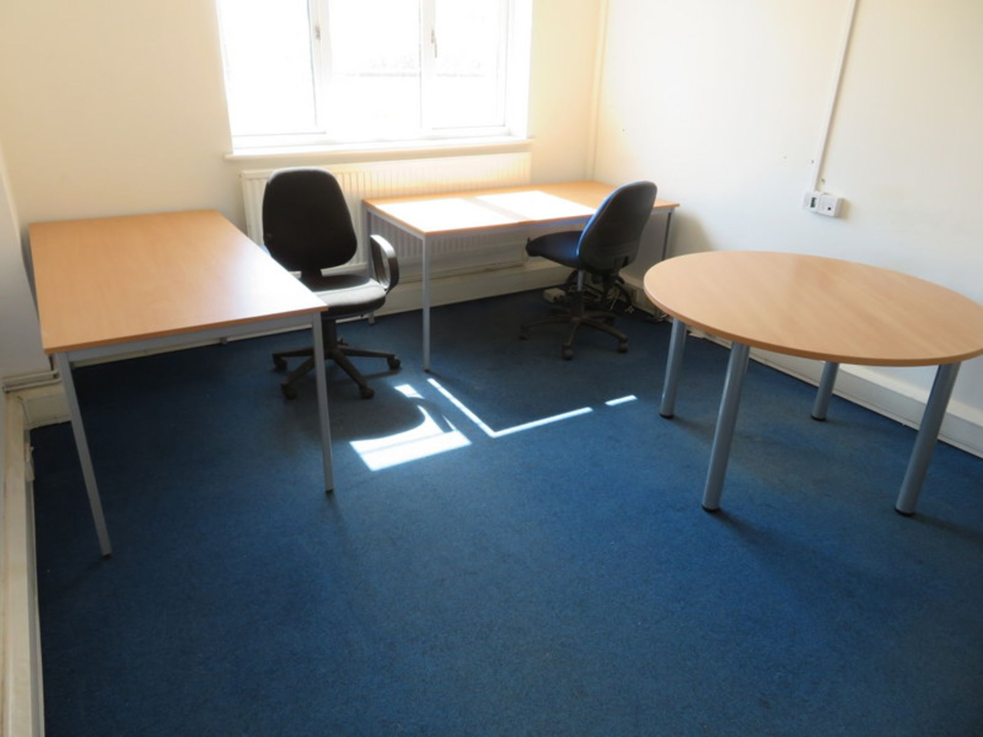 Contents of office to include 3 rectangular tables, 1 circular table and 2 office chairs - Image 2 of 3