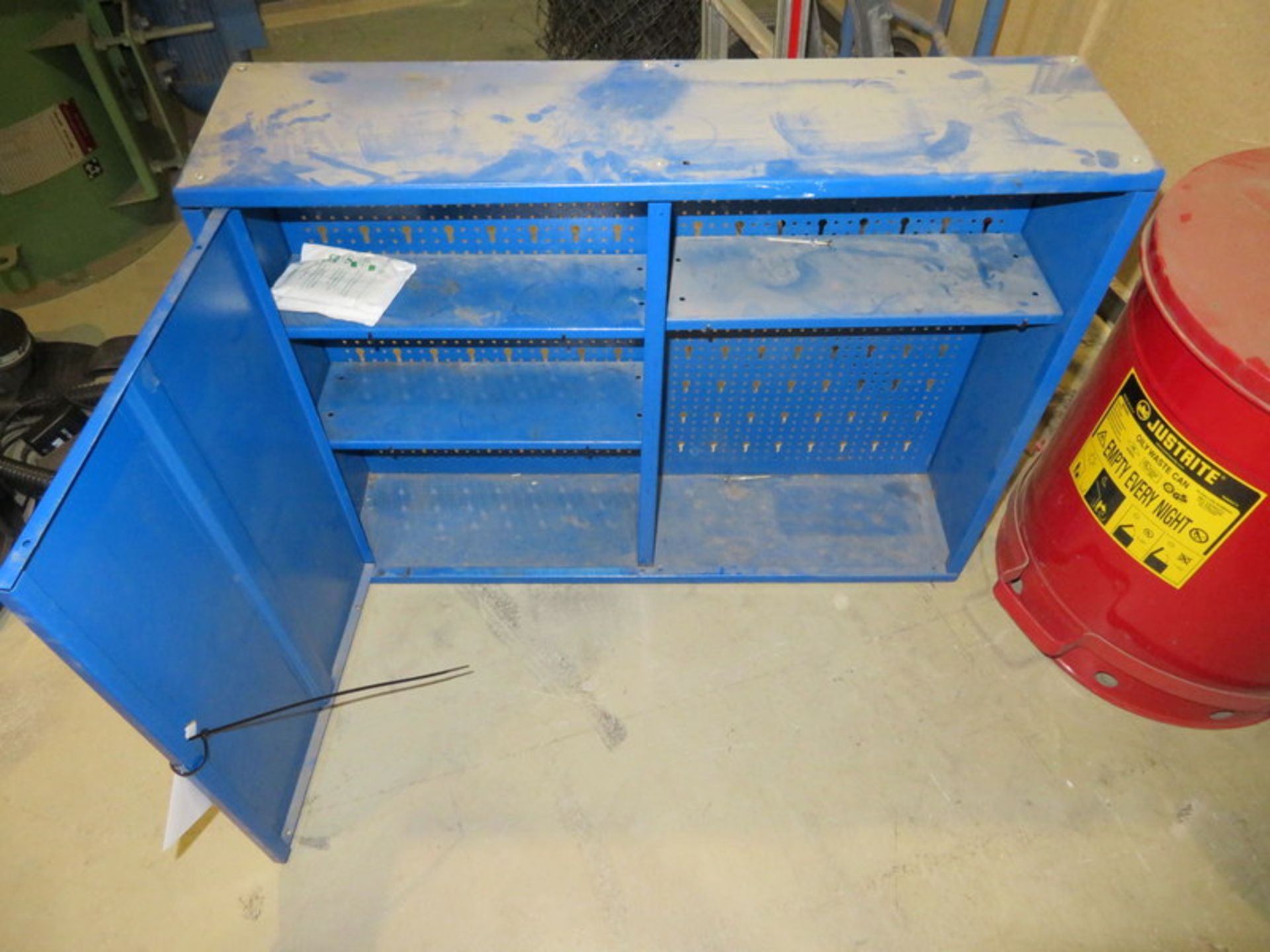 Justrite 14 Gallon oily waste tank bin & wall mounted cabinet - Bild 4 aus 4