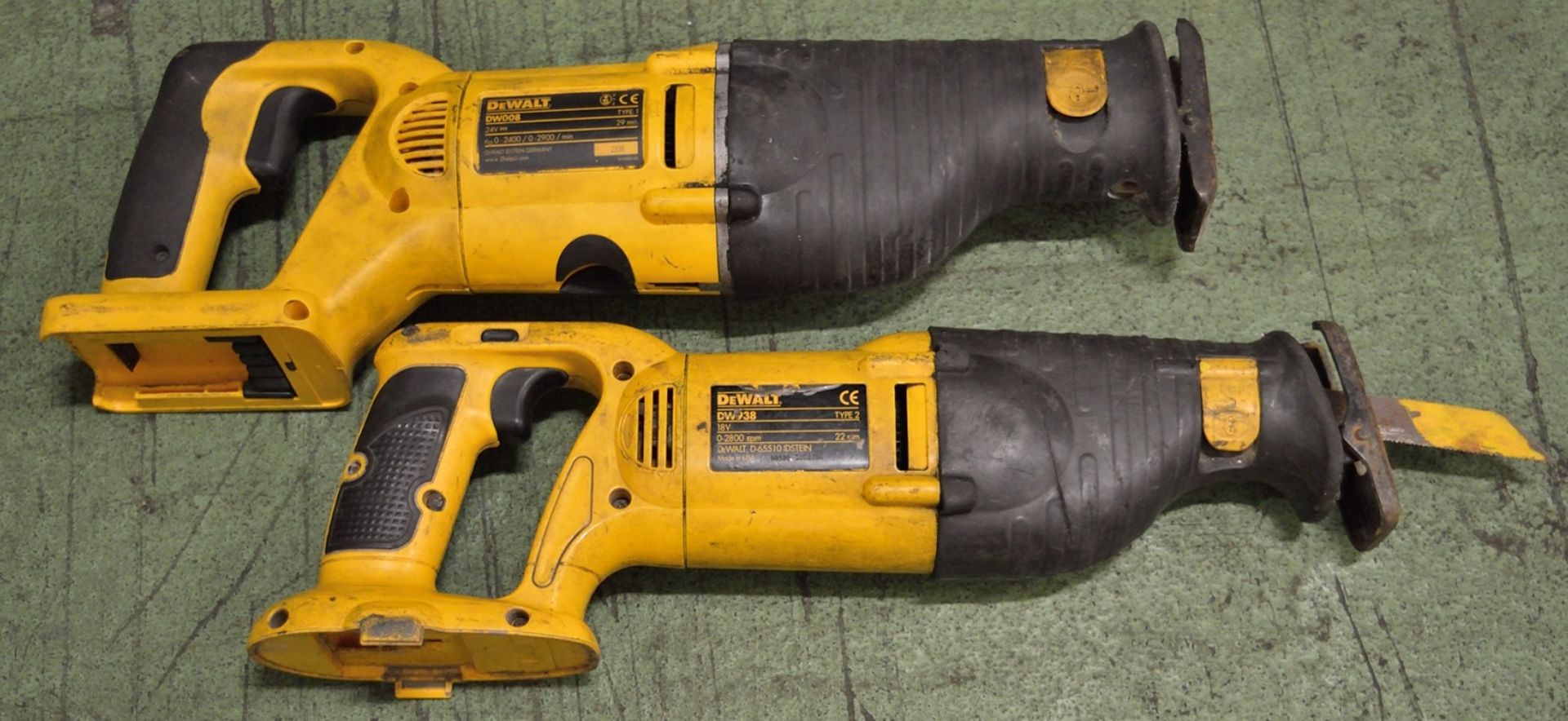 DeWalt Saw DW938 - No battery, DeWalt Saw DW008 - No battery. - Image 2 of 2