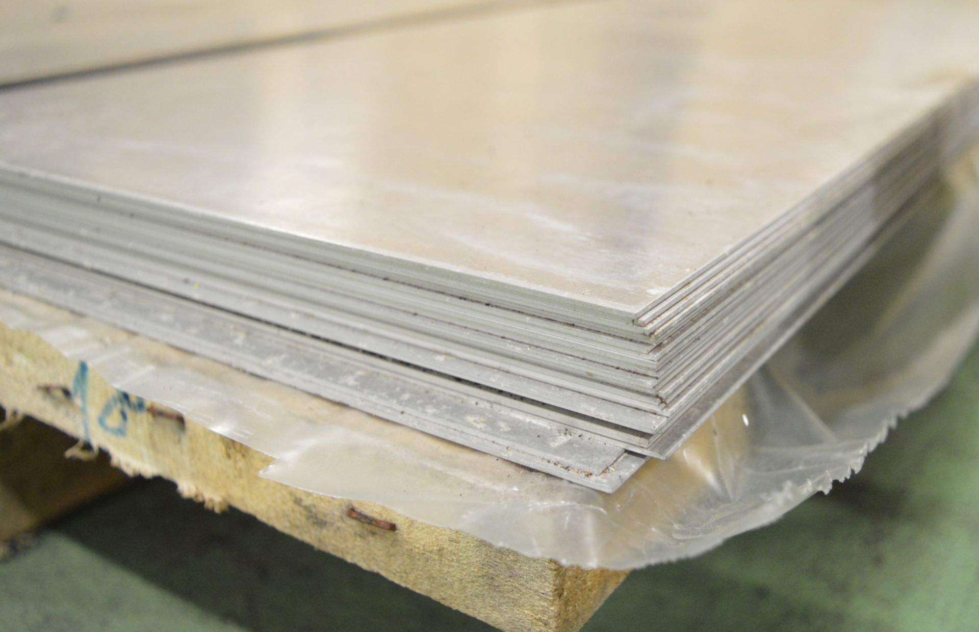 24x Sheets Metal 2000mm x 1000mm x approx 1.2mm. - Image 2 of 2