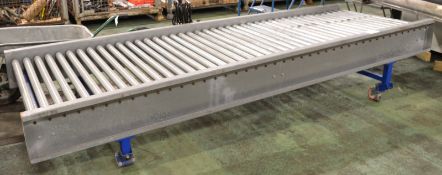 Roller Loading Ramp - 3.2m long x 1.1m wide - Legs require attention.