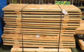 15x Gasket - NSN 5330-99-550-0088 in wooden packing cases.