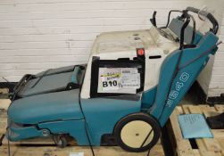 Tennant Floor Sweeping Machine 3640 - Requires attention.