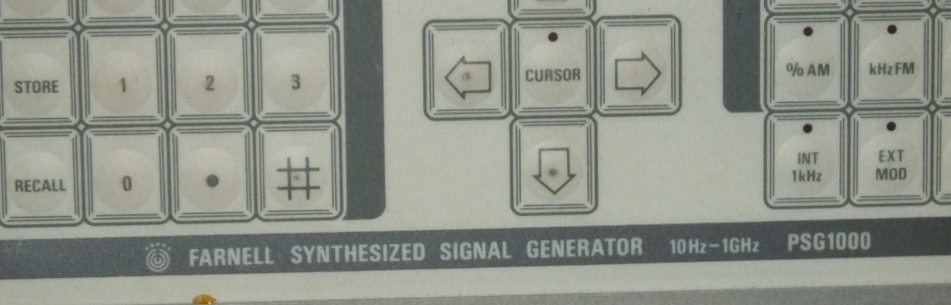 Farnell Signal Generator - 10Hz - 1Ghz - PSG1000 - Image 3 of 4