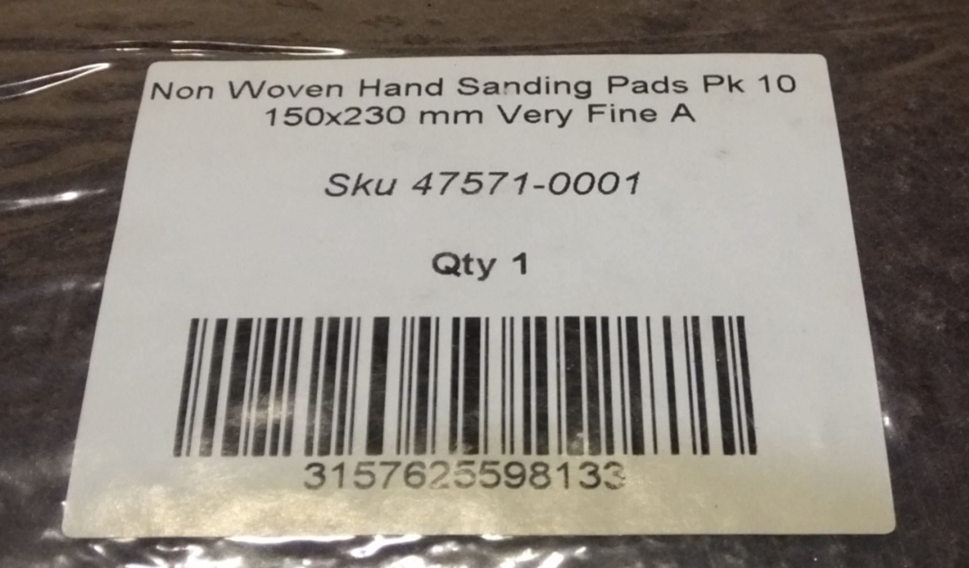 Non Woven Hand Sanding pads - 10 per pack - 20 packs per box - 12 boxes - Image 3 of 3
