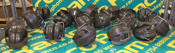 19x Ear defenders