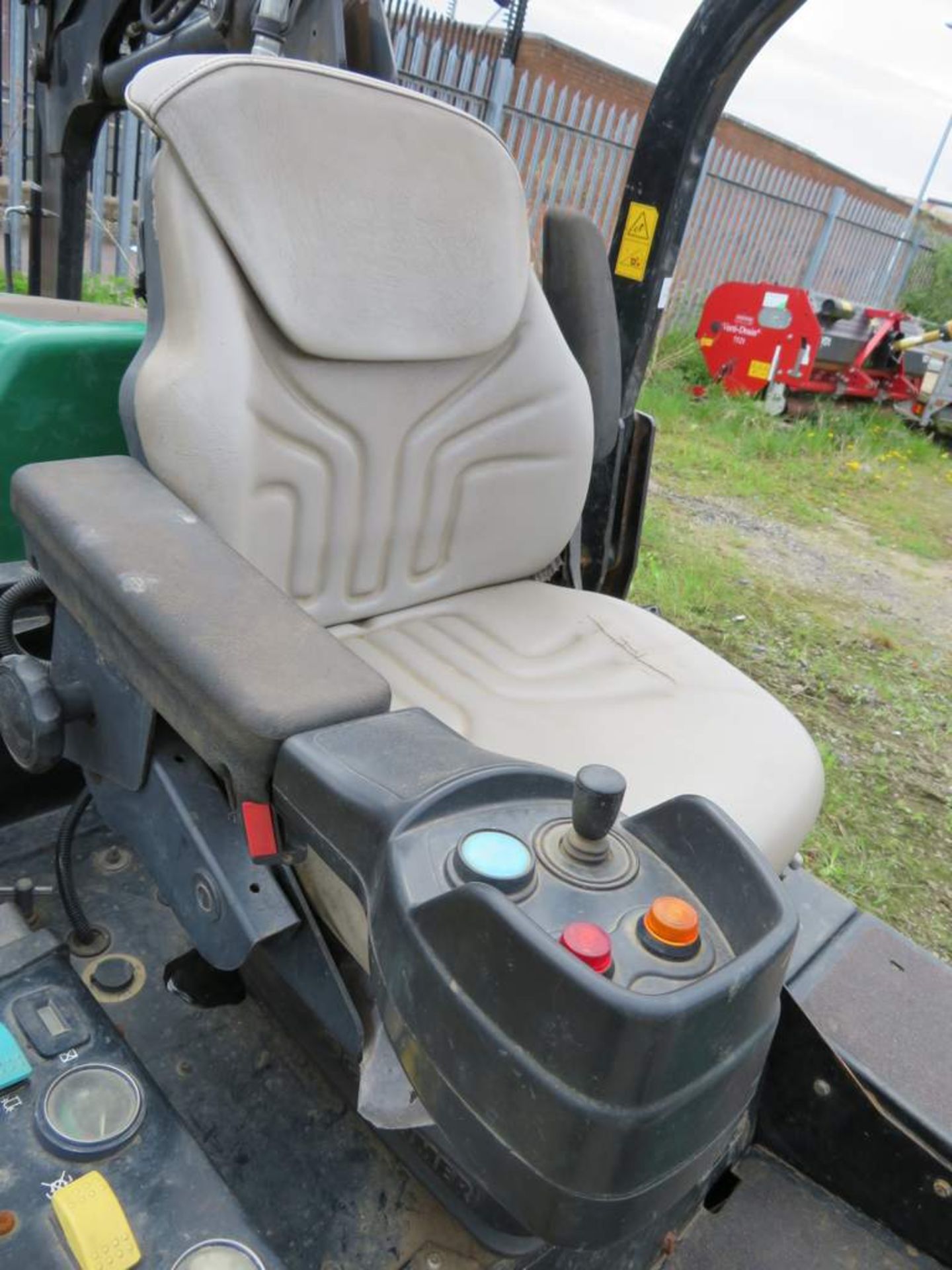 2009 Ransomes HR 3300T Out Front Cutting Deck Mower - FX09 ABF - Image 5 of 16