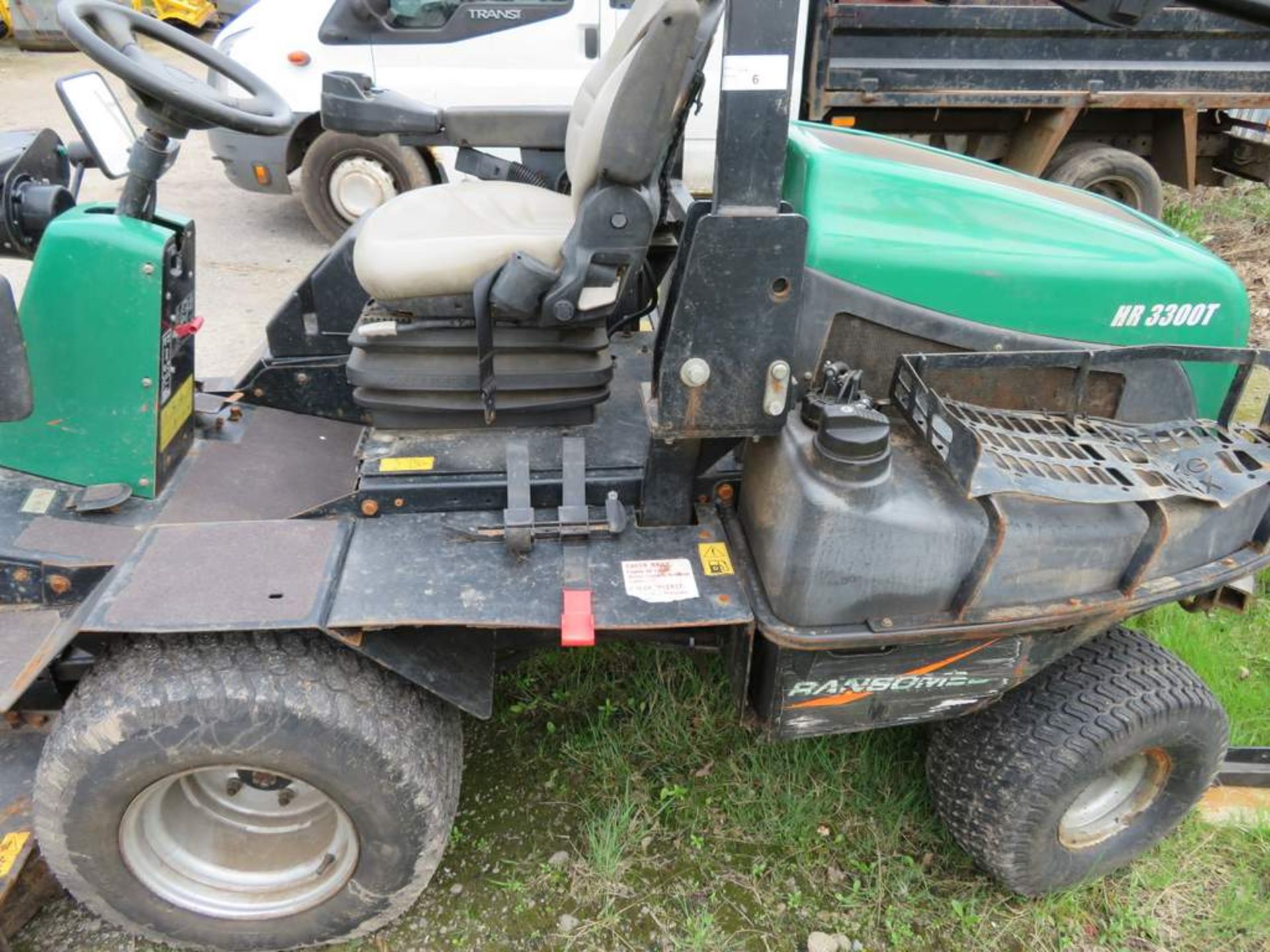 2009 Ransomes HR 3300T Out Front Cutting Deck Mower - FX09 ABF - Image 2 of 16