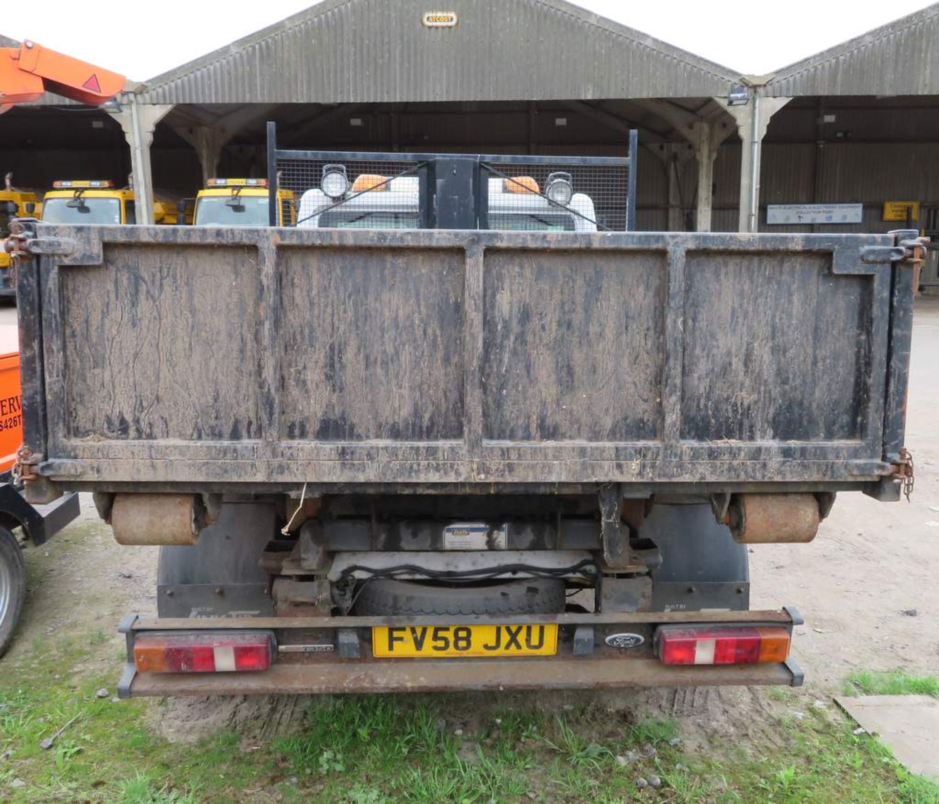 2008 (58) Ford Transit T350M Demountable Tipper & Box Body - FV58 JXU - Image 7 of 40