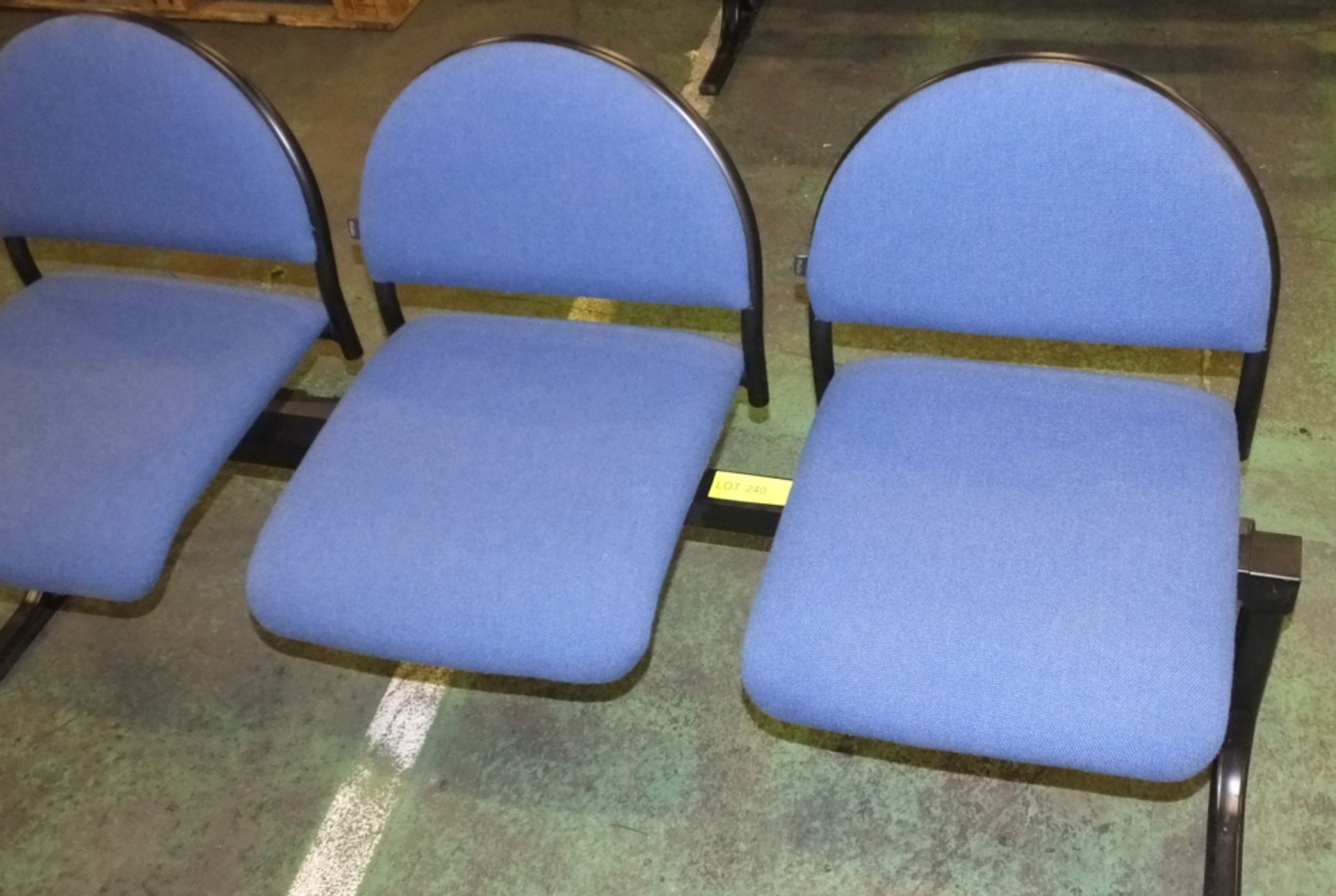 3 seater modular chair - blue chairs - Image 2 of 2