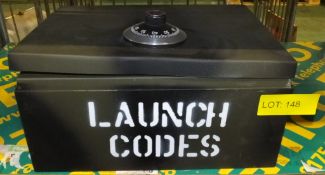 Lockable box - combination in box "Launch Codes"