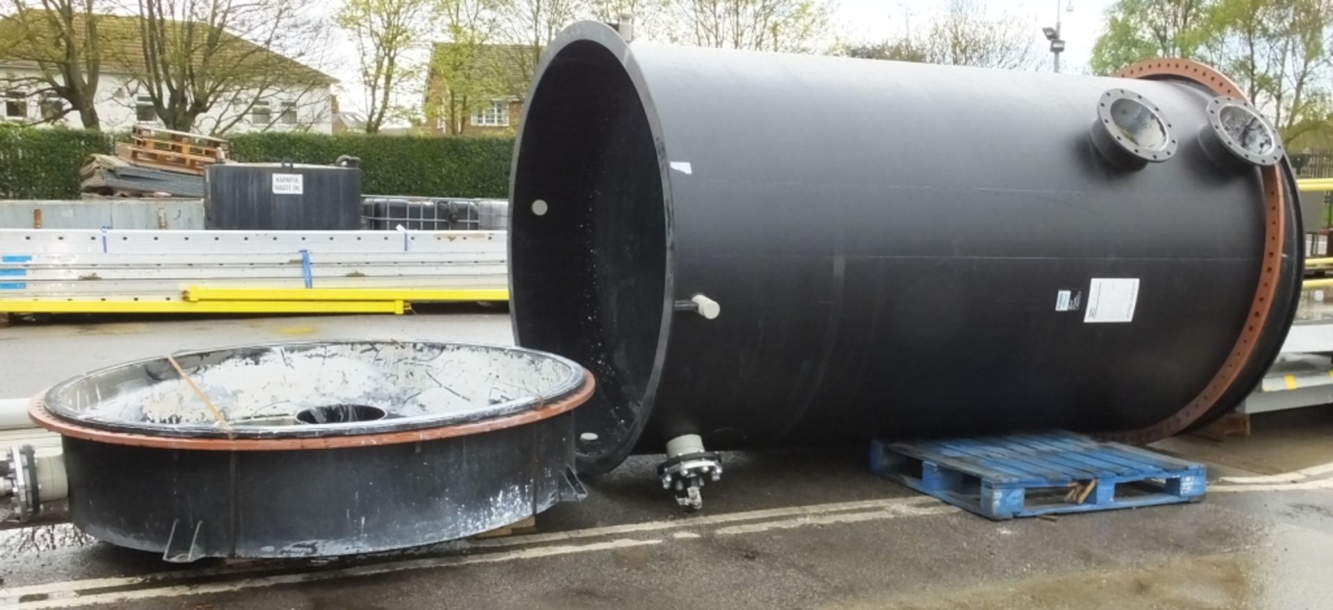 Forbes 12.5m3 Cylindrical tank with base - Please note there will be a loading fee of £5 o