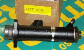 Volvo Master Cylinder 4880229