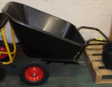 Large wheel barrow - Tipper variety