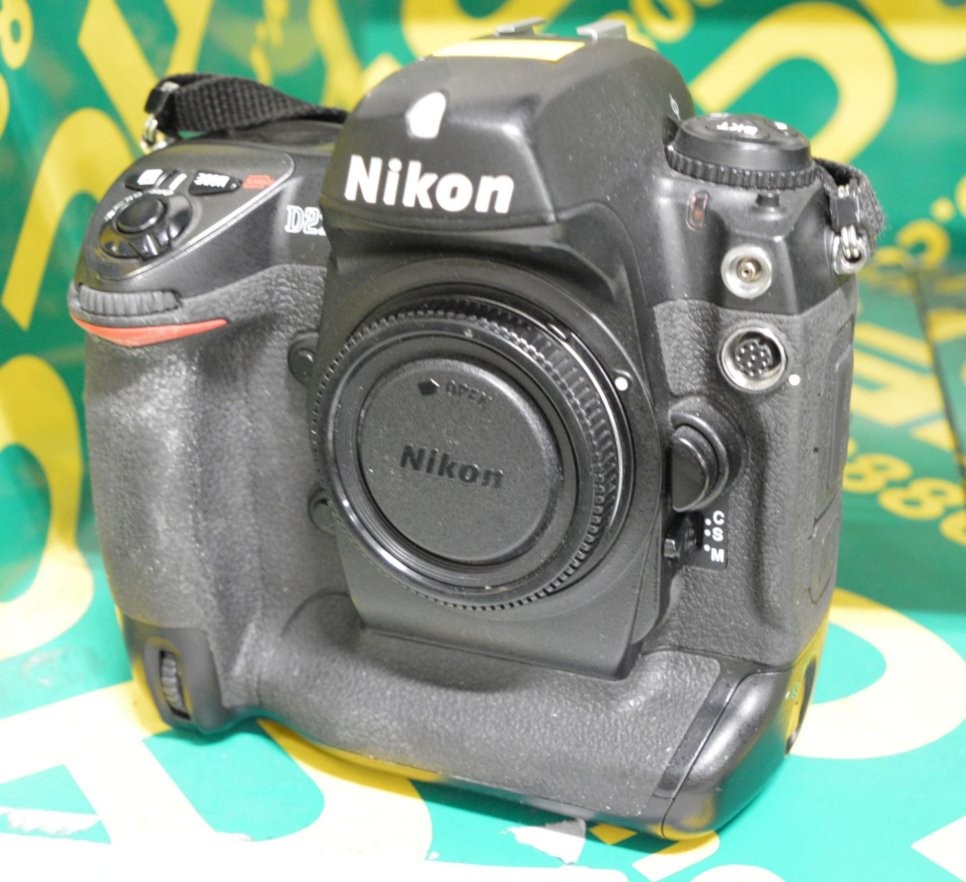 Camera Digital, Nikon D2x.