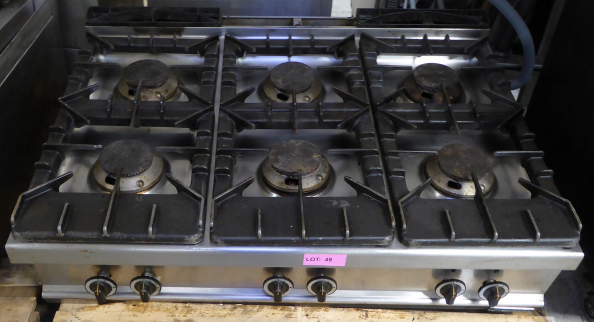 Cica Large 6 Ring Gas Burner Hob On Stand 1220 x 90 x 128cm (WxDxH) - Image 2 of 5