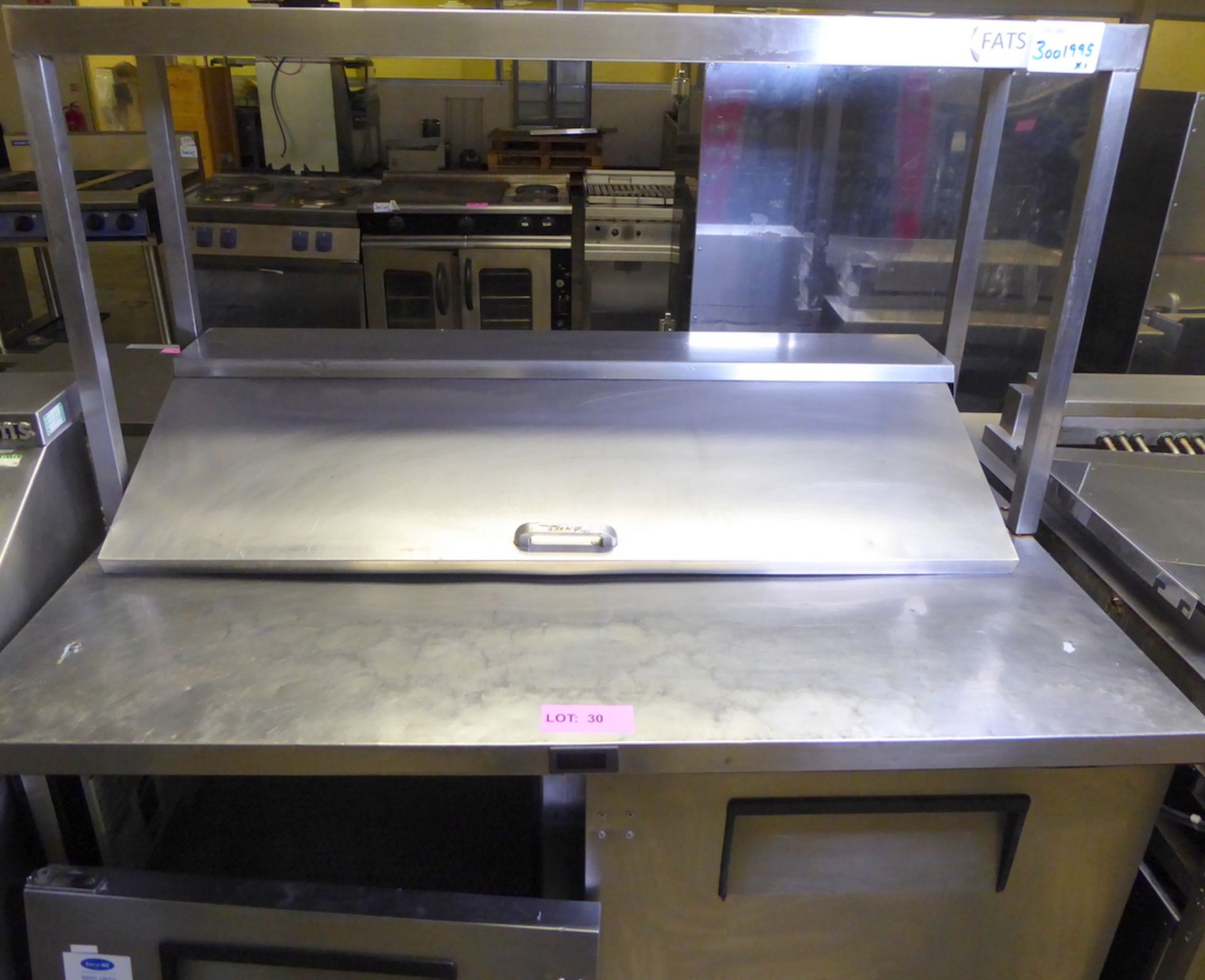 True TSSU-48-12 2 Door 340LTR Salad Prep Counter 240V, 50HZ Single Phase 123 x 76 x 123cm - Image 3 of 6